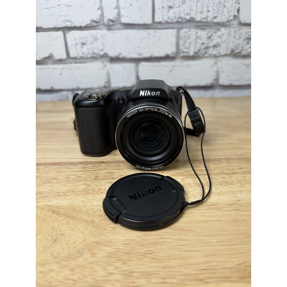 Nikon Coolpix L100 10.0MP Digital Camera - Black 15x Optical Zoom VR - Tested